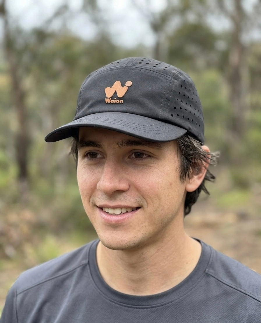 Boné de Corrida Performance Black